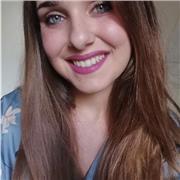 Diplomata liceo classico e laureata in filosofia impartisce lezioni di latino (anche online)